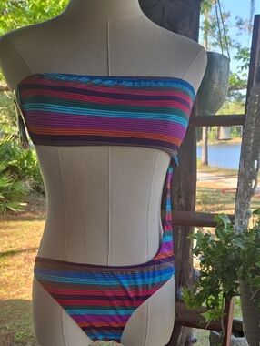 Victoria's Secret Multicolor Stripe Monokini Swimsuit Size Medium